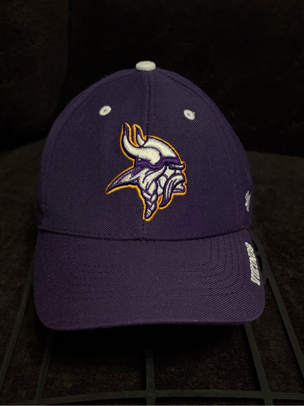 Minnesota Vikings x 47 brand purple hook and loop strap back hat Lnnwot